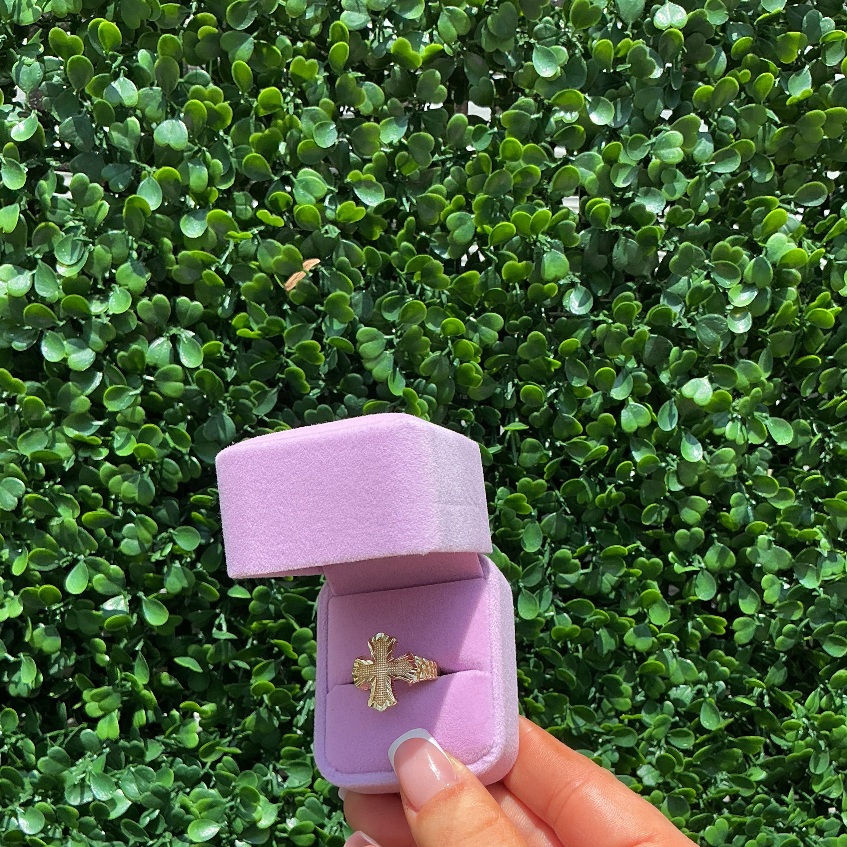 Cross nugget ring