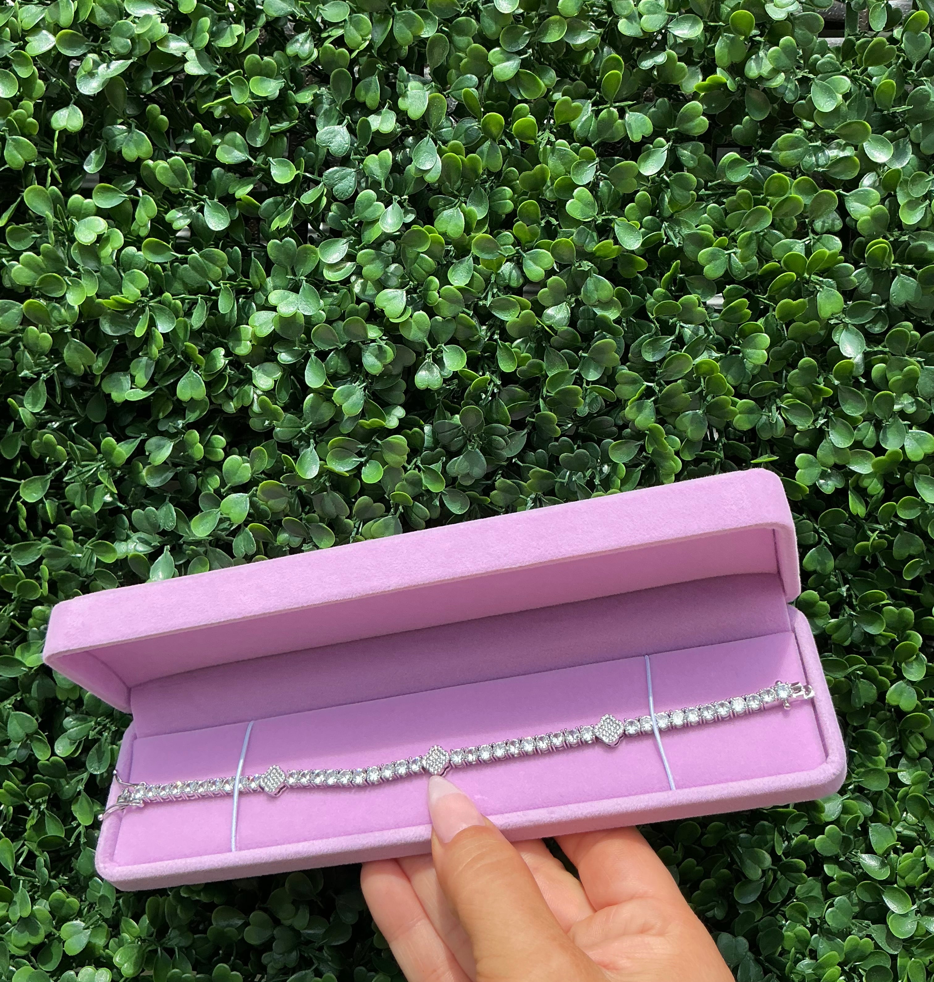 Silver icy clover bracelet