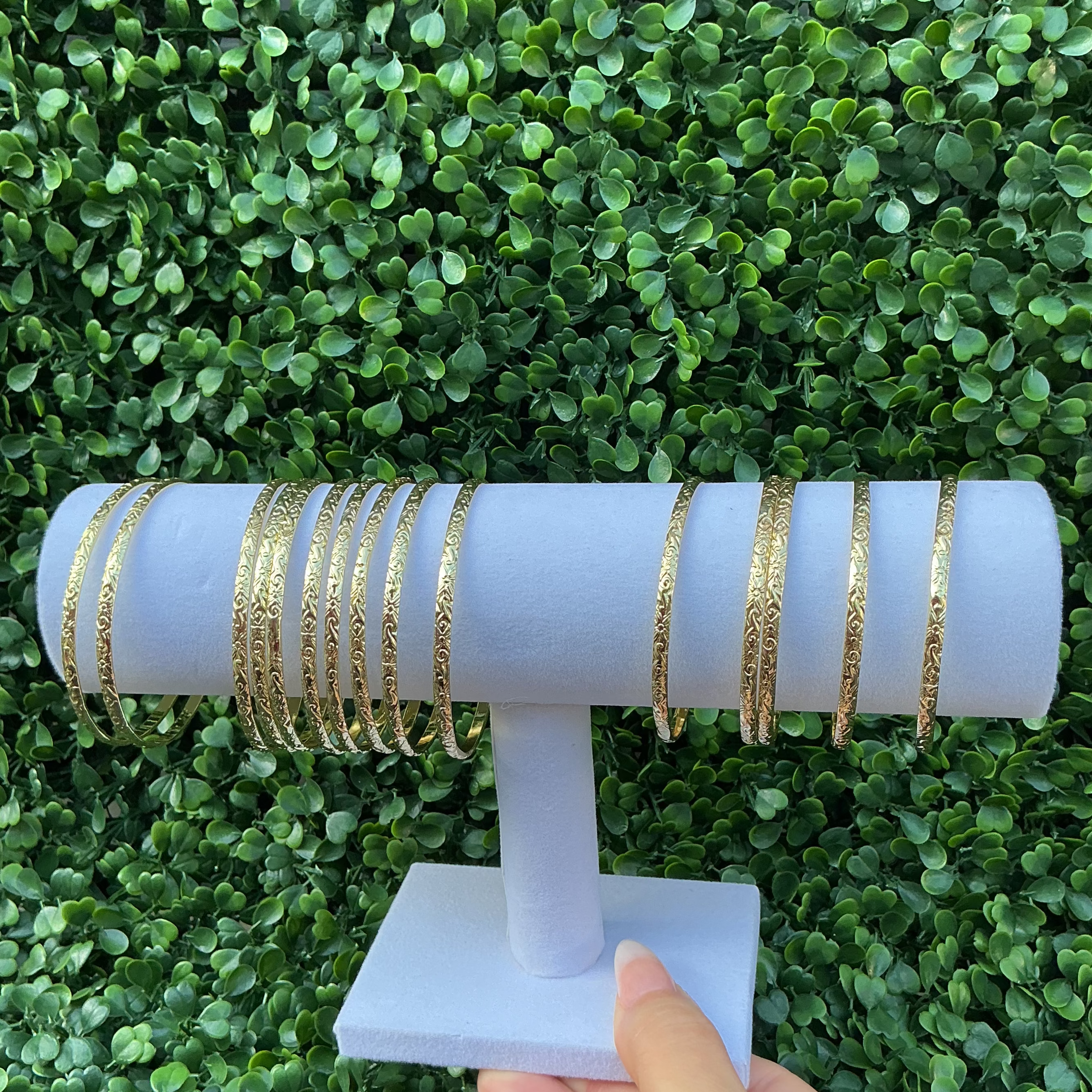 Hawaiian 14k gold plated bangles (pack of 5)