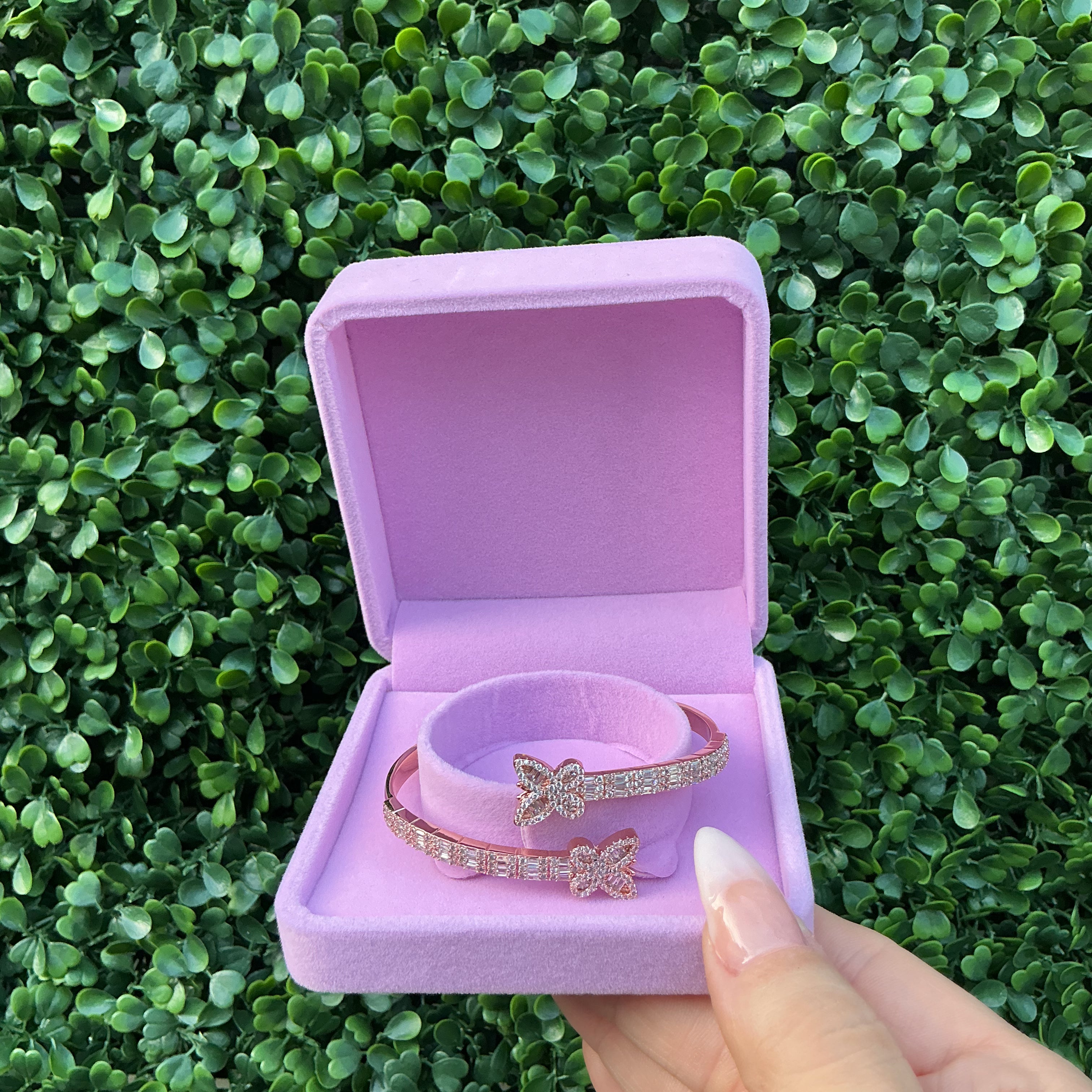 Rose gold diamond cut butterfly open bangle